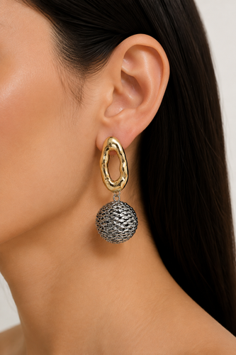 گوشواره زنانه میخی آویز توپی برند jewelry