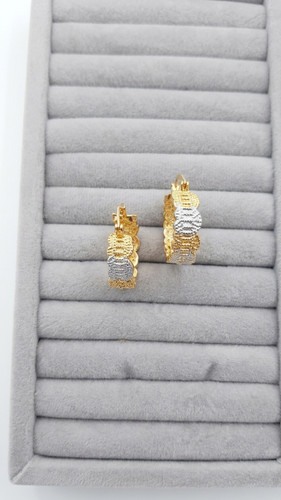 گوشواره زنانه حلقه ای پنجره ای کار شده سه رنگ برند فشن